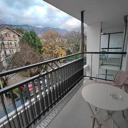Lägenhet Moderne Pmr Avec Balcon Et Parking A - Fr-1-555-102 Aix-les-Bains